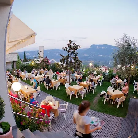 Aparthotel Pernhof Termeno